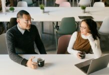 Contractor Status: Revenue PAYE Settlement Opportunity Freelance contractors in conversation